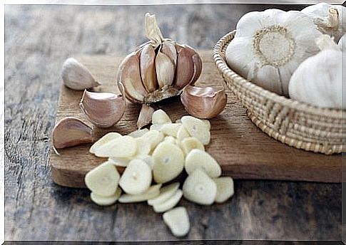 You can use garlic to repel mosquitoes.