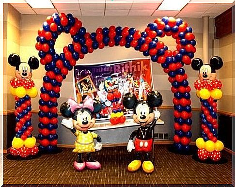 Mickey Mouse balloons