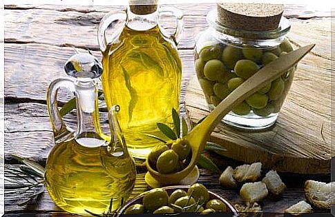 Olive oil helps get rid of belly fat.