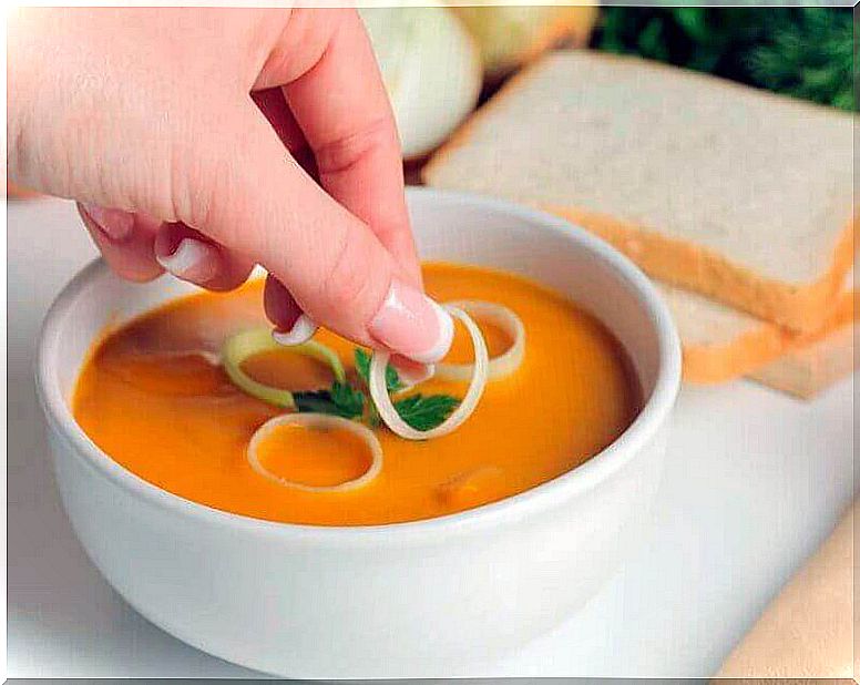 Puree soup is a good option before colonoscopy