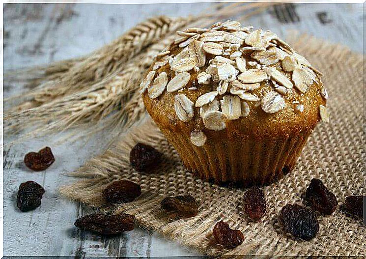 Gluten-free and lactose-free oat muffins