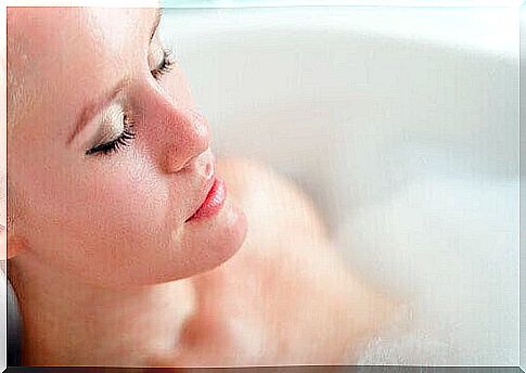 use of hydrogen peroxide in the bath