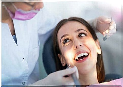 Orthodontics is a field of dentistry that is responsible for the study, prevention and treatment of anomalies in the size, location and shape of dental structures.