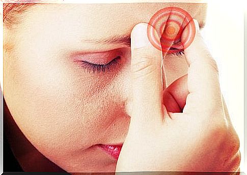 Migraine in women: causes and treatment