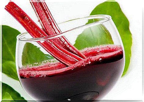 Drink spinach-beetroot juice before dinner.