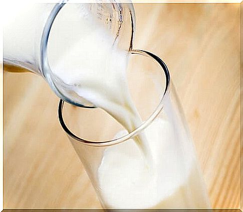 The link between food and health - milk still does not have a very beneficial effect on health.