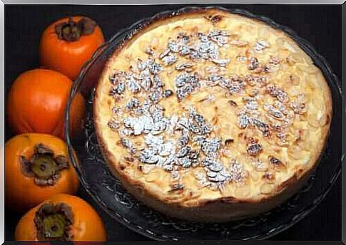 Prepare a delicious cocoa persimmon pie